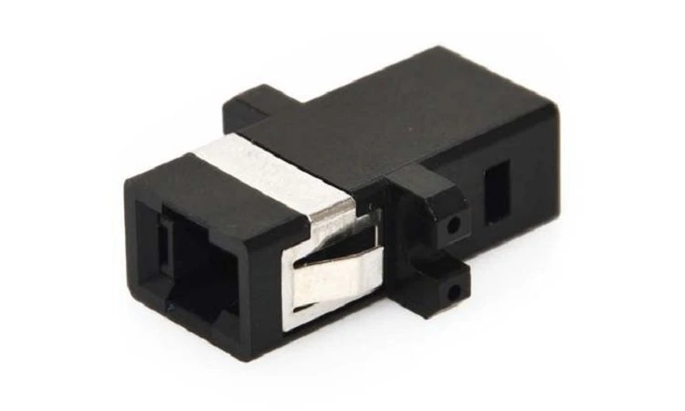 Optiskās šķiedras MTRJ adapteris