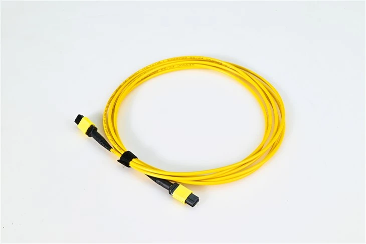 PATCH CORD MTP MPO YELLOW